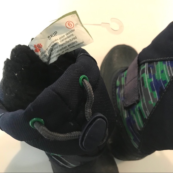 🛍 Kids Winter Boots (Size 6) - Picture 6 of 7